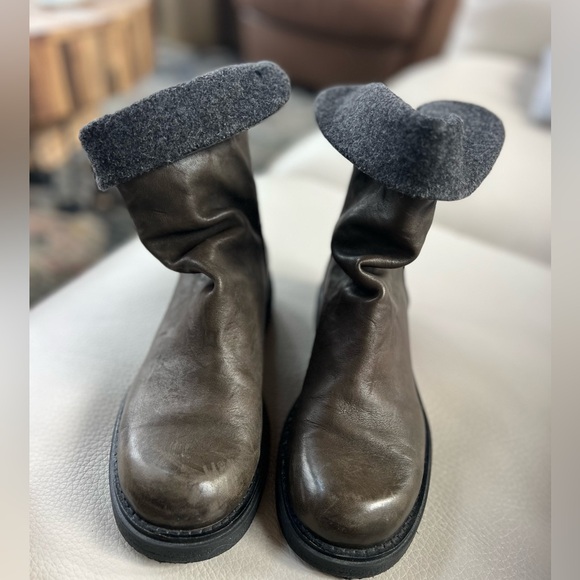 CASTA of Portugal Brown Leather Ankle Boots - Picture 6 of 11